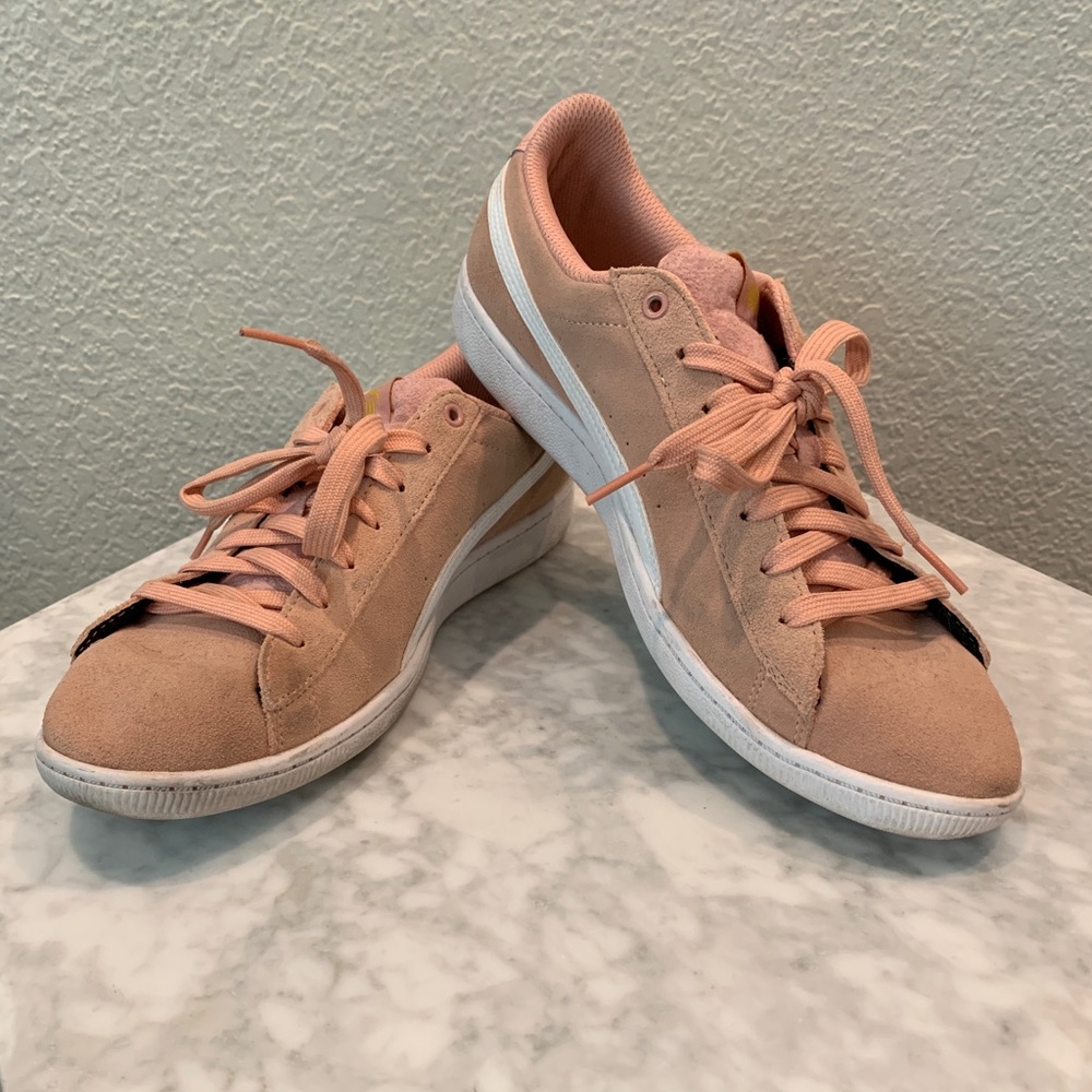 Puma Sneakers